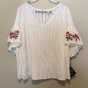 AVA & VIV NWT Top